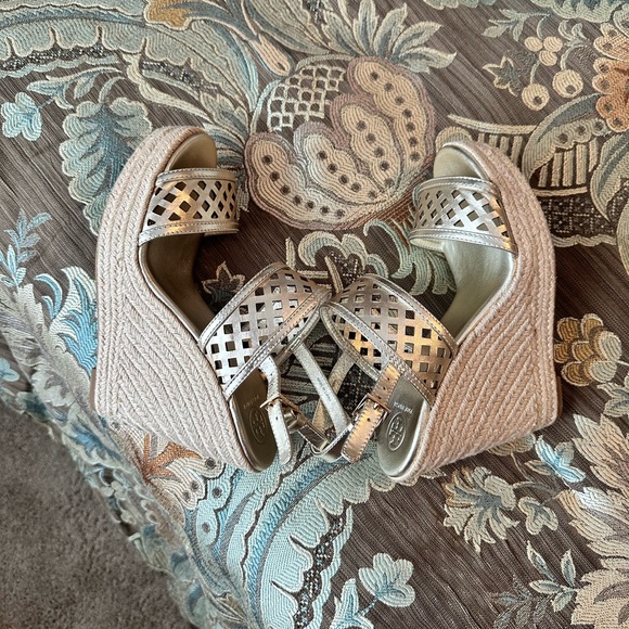 Wedge Sandal. They were used once. Amazing condition. - Picture 8 of 8